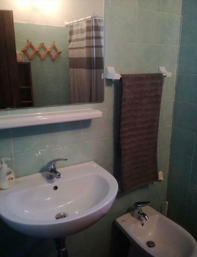 מלון סנטה טרזה גאיורה Agriturismo La Valletta מראה חיצוני תמונה